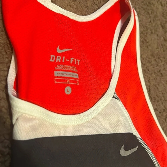 Nike dri-fit - Picture 3 of 4